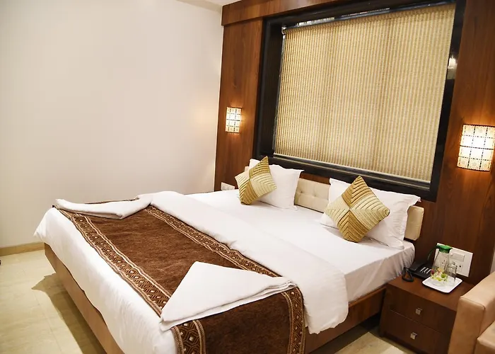 Hotel Flora Fountain,Fort